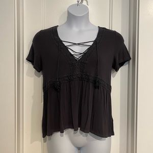 American Eagle women’s top